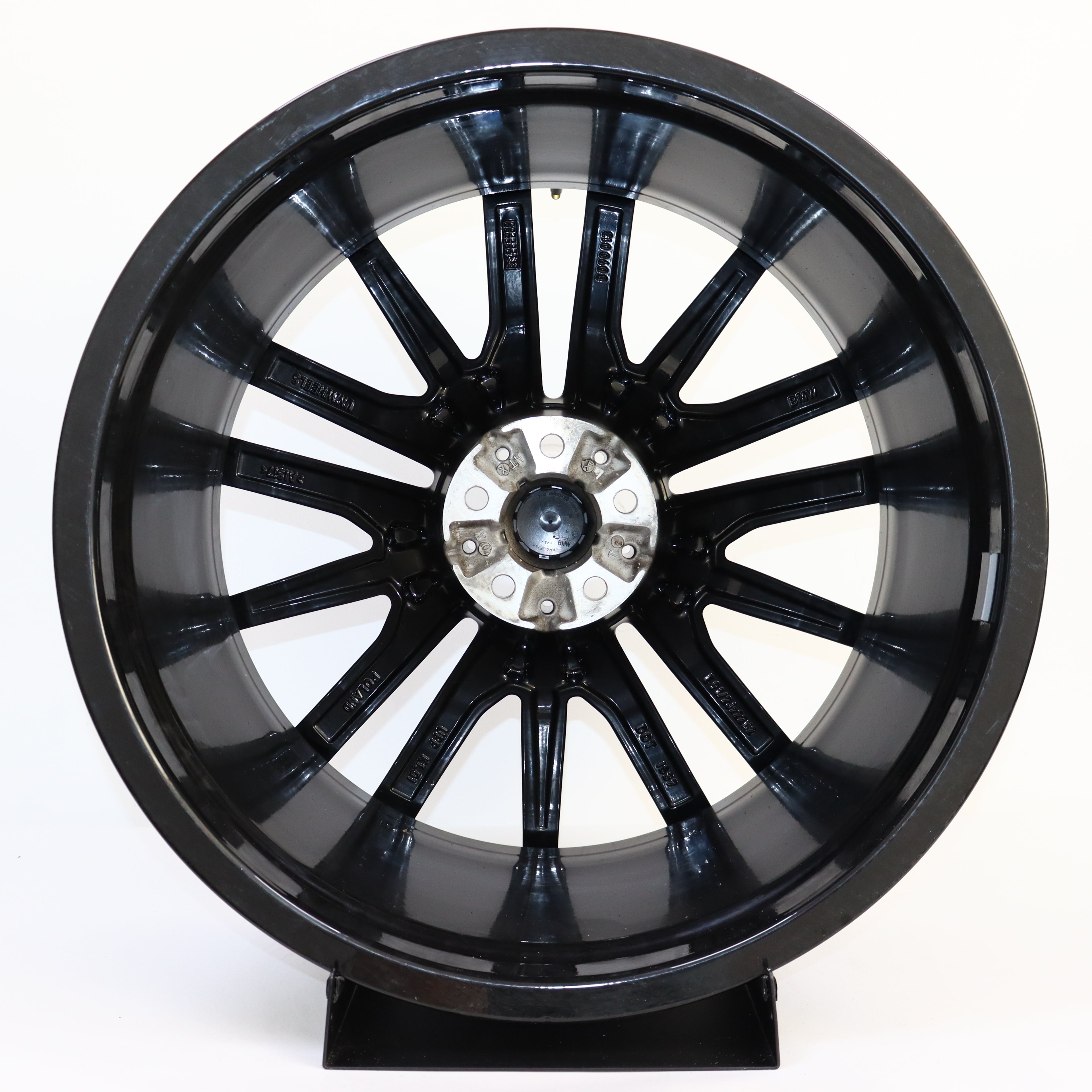 BMW 742M Custom Design