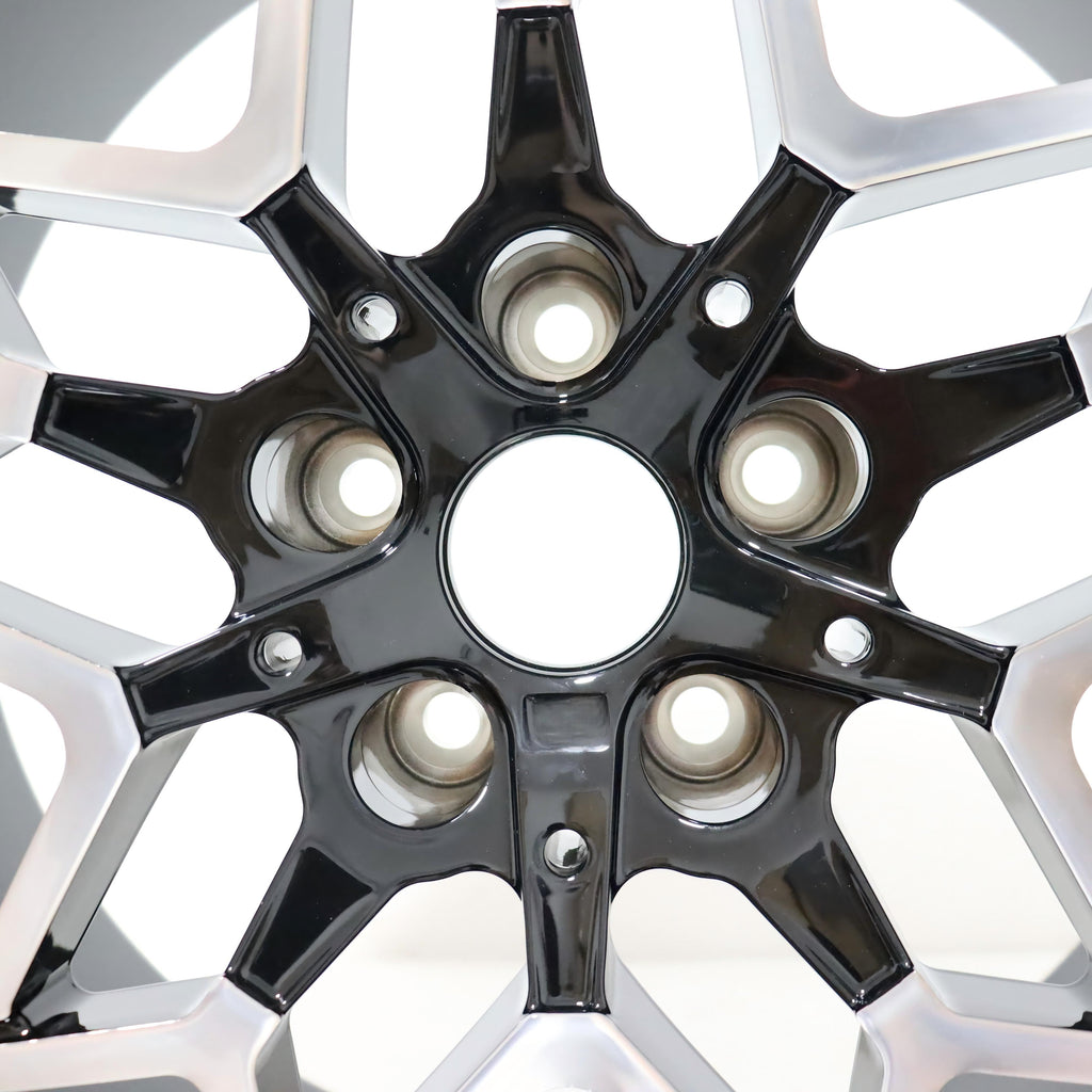 BMW 813M Custom Design