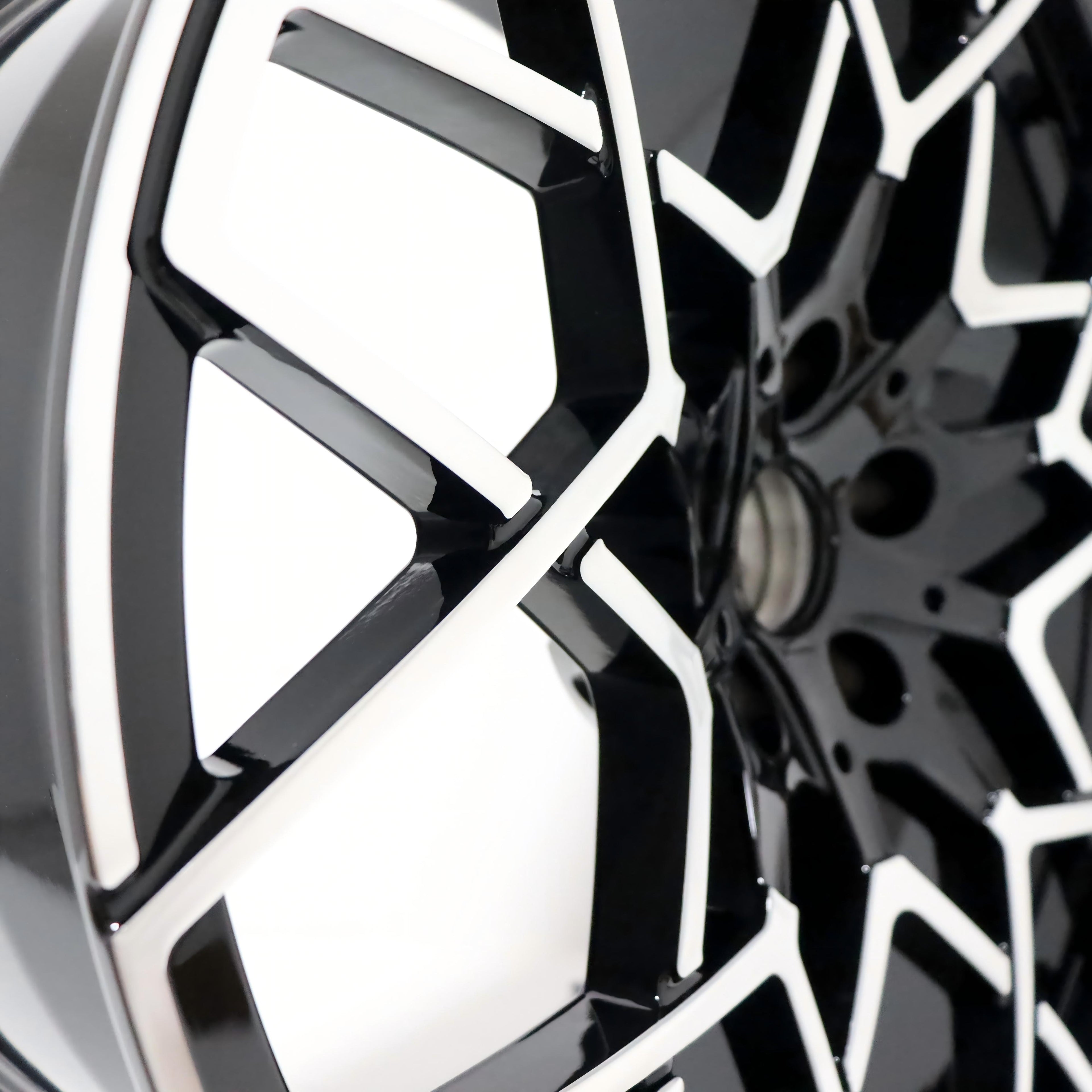 BMW 813M Custom Design