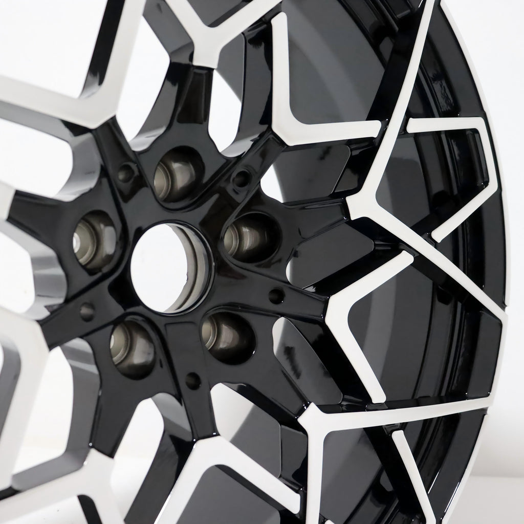 BMW 813M Custom Design